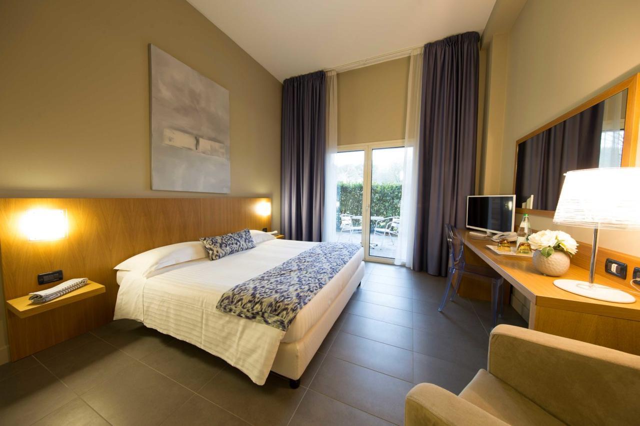 Hotel Anusca Palace 4*