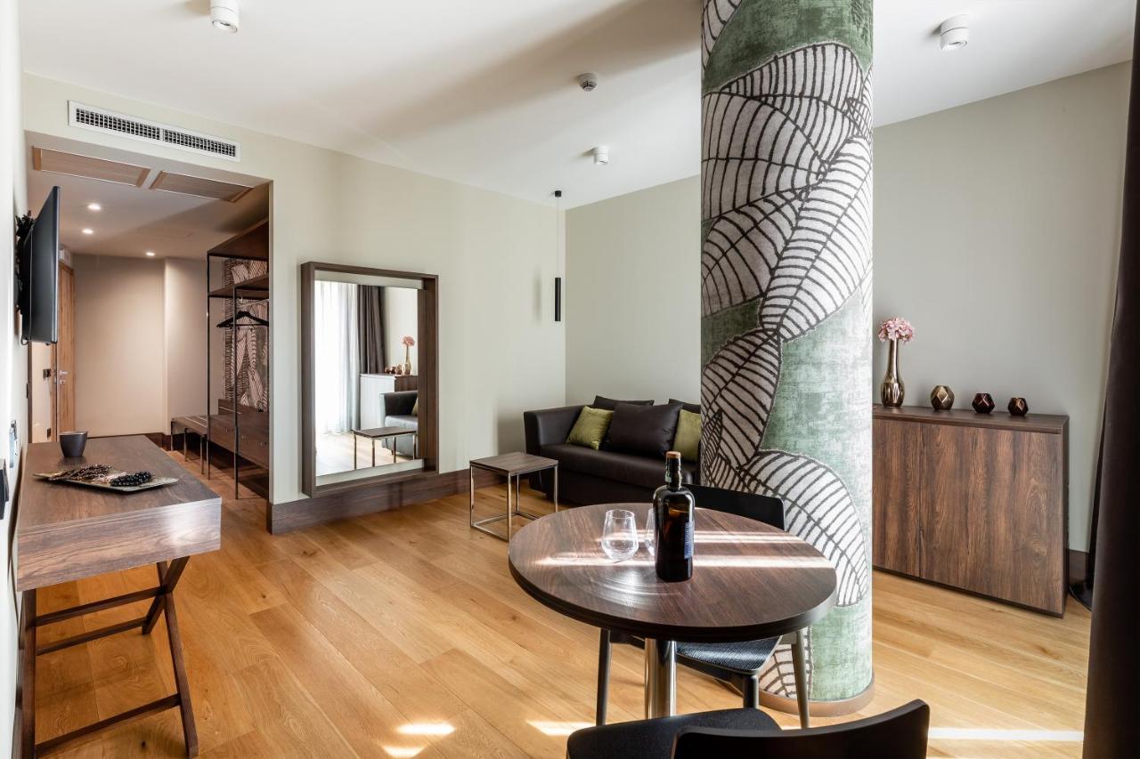 Hotel Anusca Palace 4*